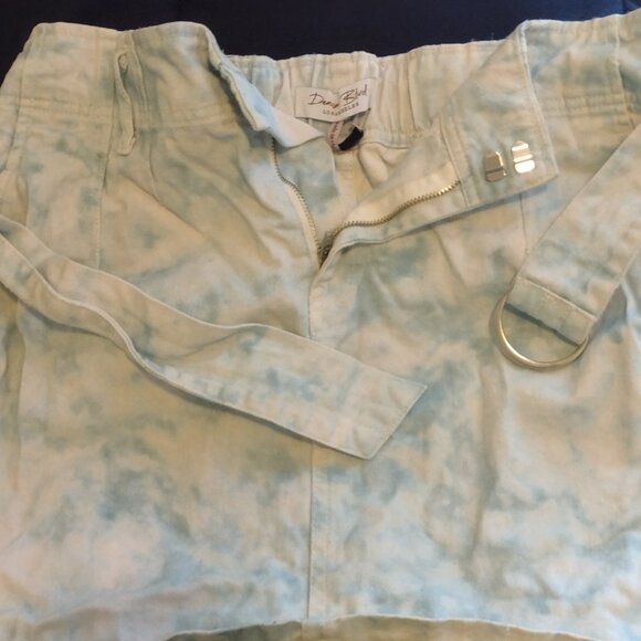 Clothes - Picture 15 of 16